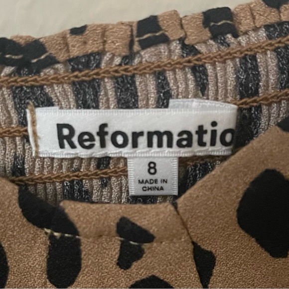 Reformation Reign Top in Bobcat print - Picture 7 of 8